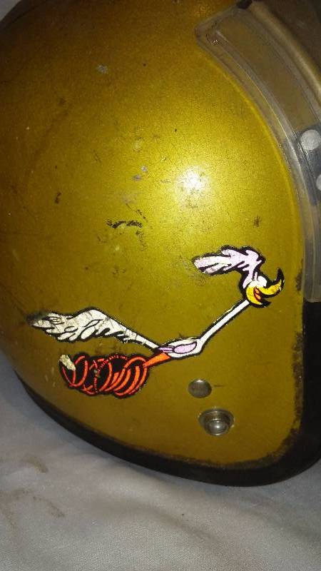 lot 124 image: Vintage Road Runner Helmet
