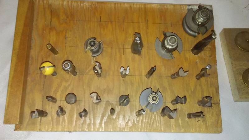lot 160 image: Router Bits (28) and Template Set