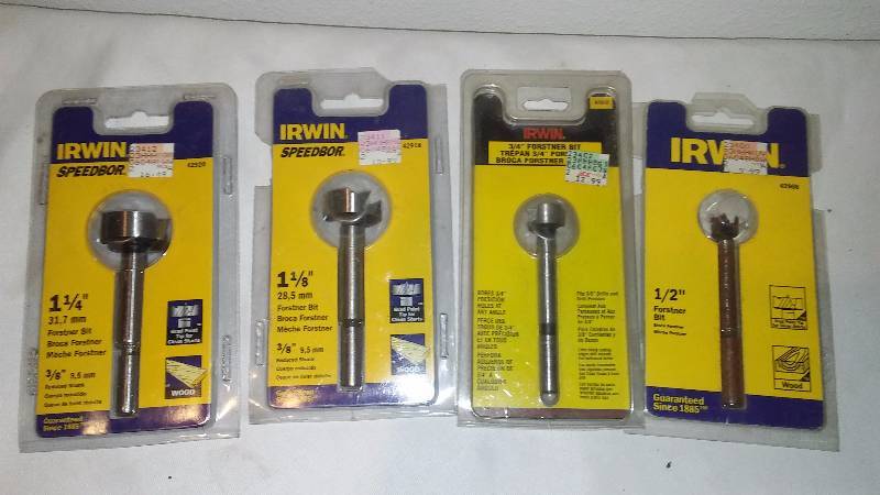 lot 163 image: Irwin Router Bits (4) new in package