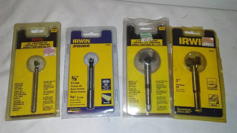 lot 164 image: Irwin Router Bits (4) new in package