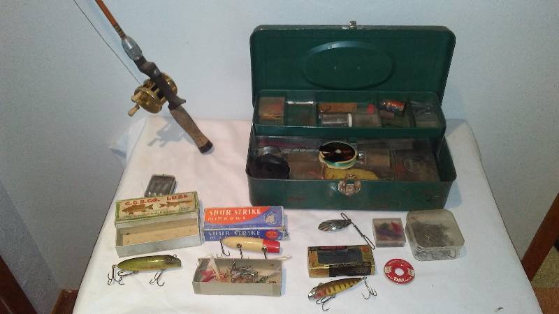 lot 166 image: Vintage Fishing Gear, Rod and Reel