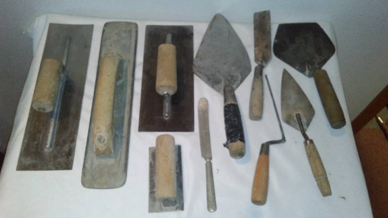 lot 169 image: Professional Grade Cement Finishing Tools (10) Good Condition
