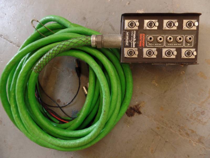 AUDIO SNAKE