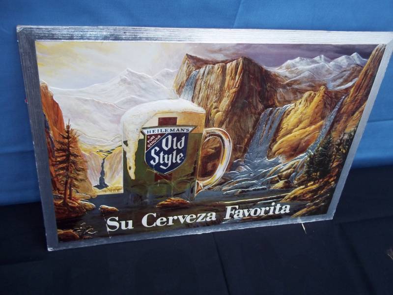 lot 7 image: Rare Old Style Embosograph Beer sign