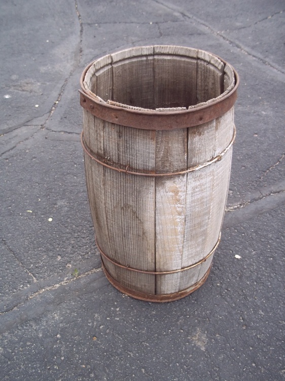 lot 23 image: Vintage Nail Barrel
