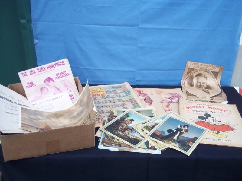 lot 35 image: Vintage Misc Magazines Including 1928 Mickey Mouse Paint Book