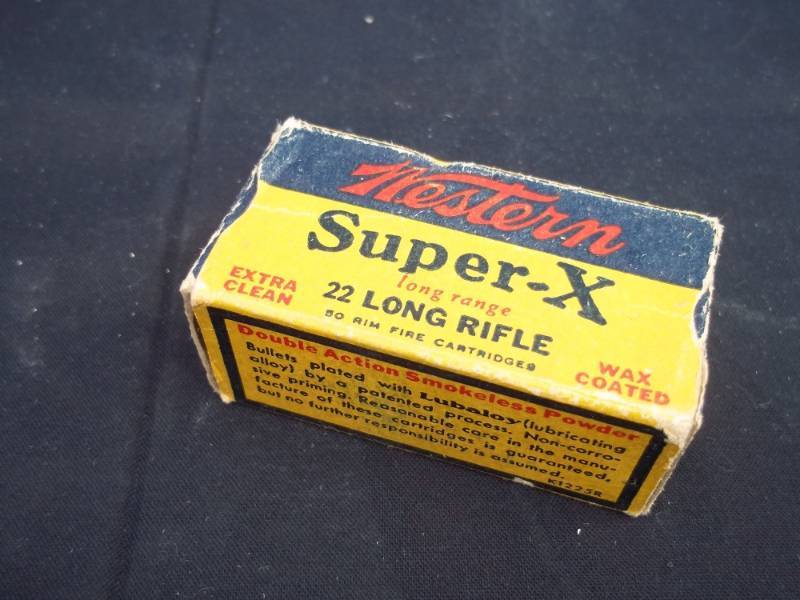 lot 68 image: Vintage Western Super X 22 shells