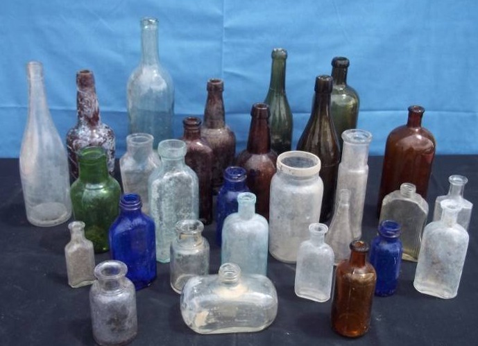 lot 105 image: Collection of Glass Vintage Bottles