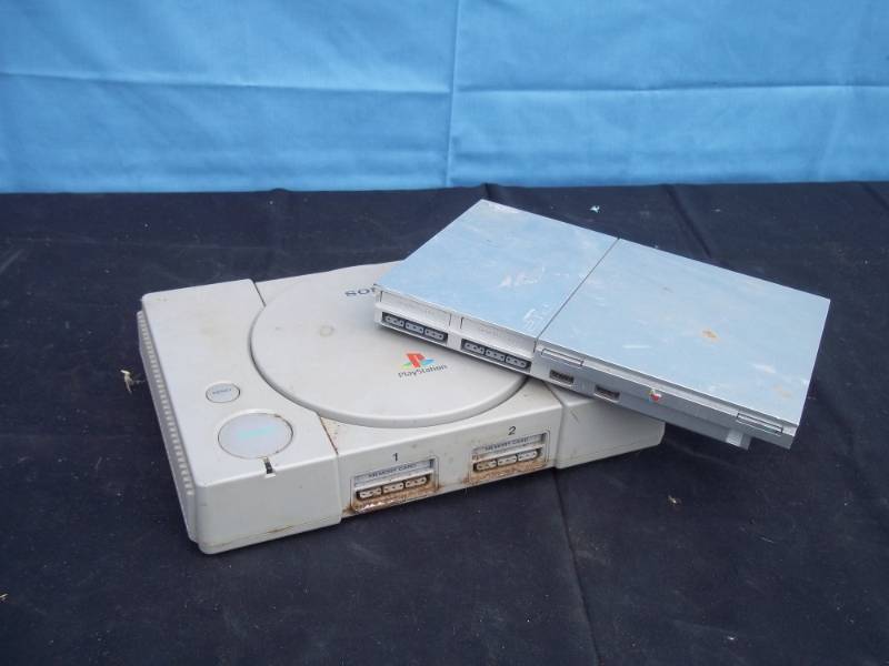 lot 108 image: Playstation 1 and Playstation 2  untested