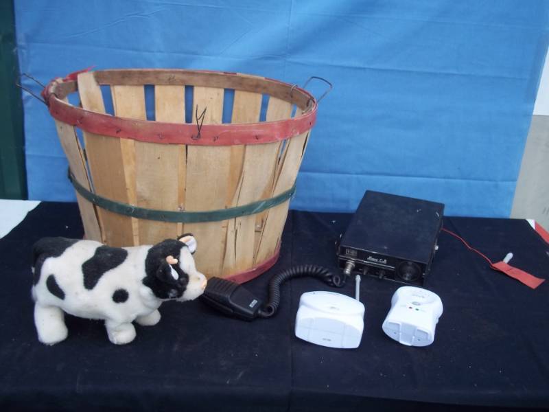 lot 109 image: Lot including wood basket, CB, Baby Monitor, etc