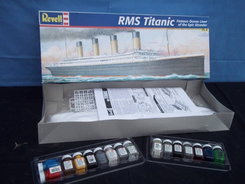 lot 111 image: New in box Titanic Model with paint