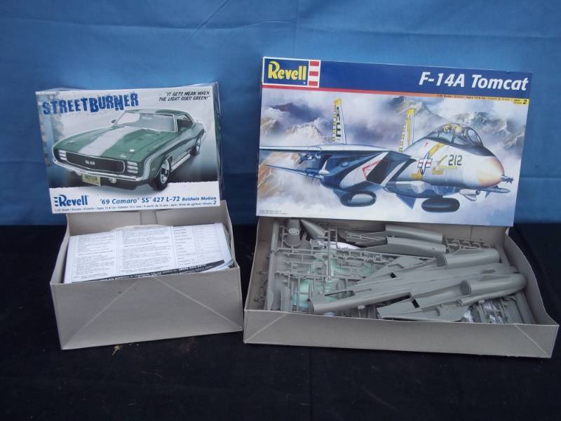 lot 112 image: Lot of 2 unfinished models  Airplane and 69 Camaro