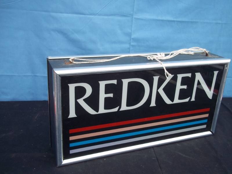 lot 114 image: Vintage Redkin Beauty Advertising for Women Cave