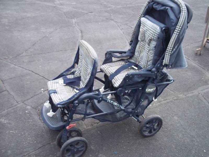 lot 136 image: Graco Double Stroller