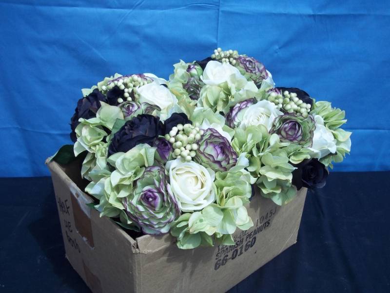 lot 151 image: Lot of 4 Wedding Bouquets