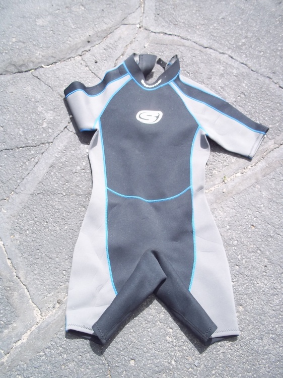 lot 154 image: Wet Suit size medium