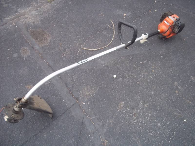 lot 166 image: Echo Weed Trimmer