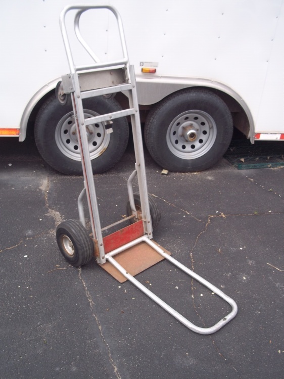 lot 167 image: 2 wheel4 wheel cart