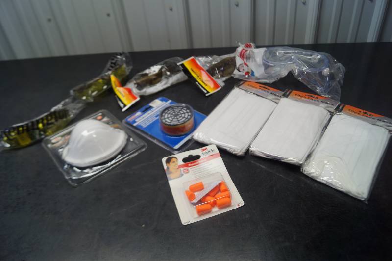 lot 5 image: Safety Glasses, Earplugs & More