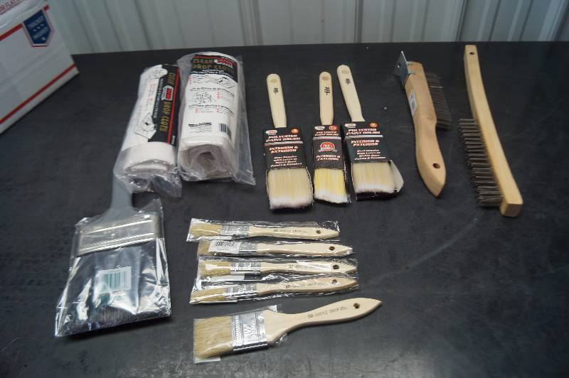 lot 18 image: Wire & Paint Brushes & More
