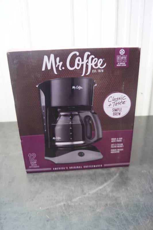 lot 25 image: Coffee Maker