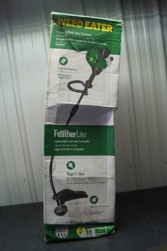lot 62 image: Weed Wacker