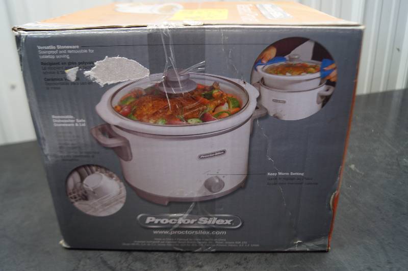 lot 100 image: Slow Cooker