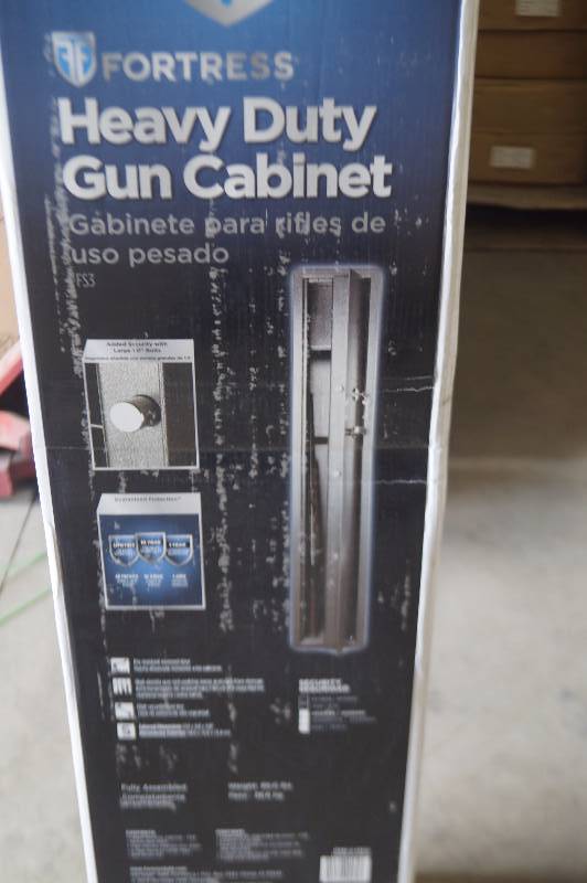 lot 119 image: Gun Cabinet