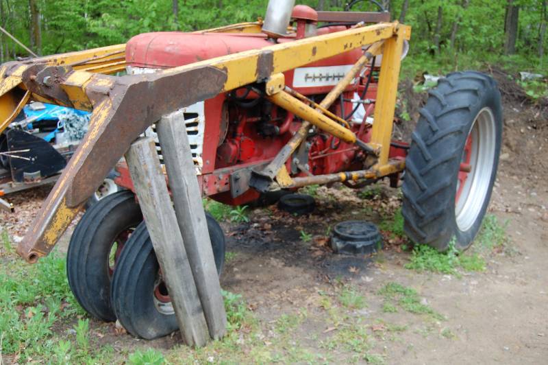 400 McCormick  Farmall Tractor