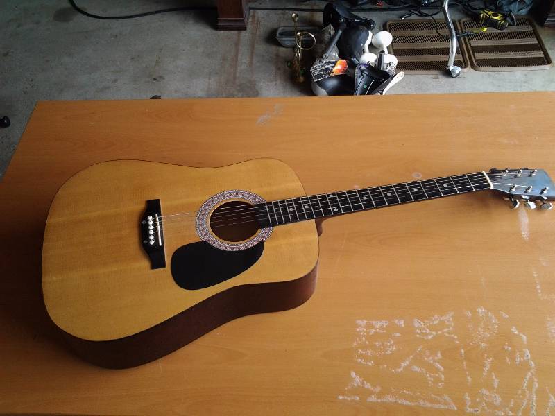 lot 4 image: Burswood Acoustic Guitar