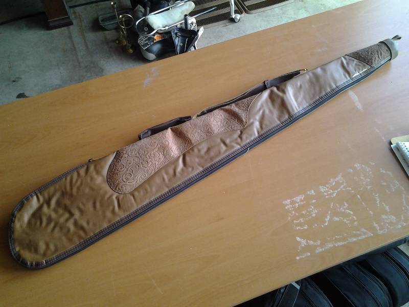 lot 15 image: Kolpin Gun Case 46 Inches
