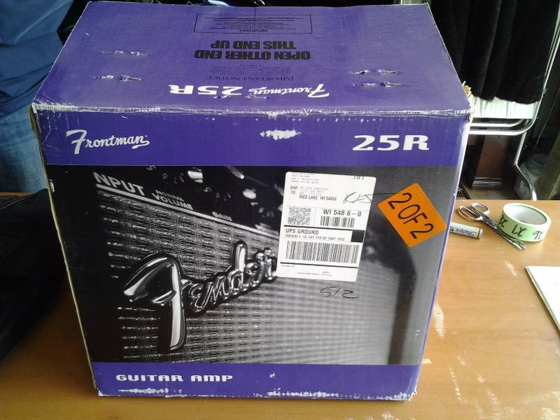 lot 25 image: Fender Frontman 25R Guitar Amp