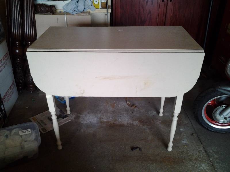 lot 55 image: Vintage Drop Leaf Table (13 Inches 1-Sided, No Leaf Opposite Side) 42x21x33
