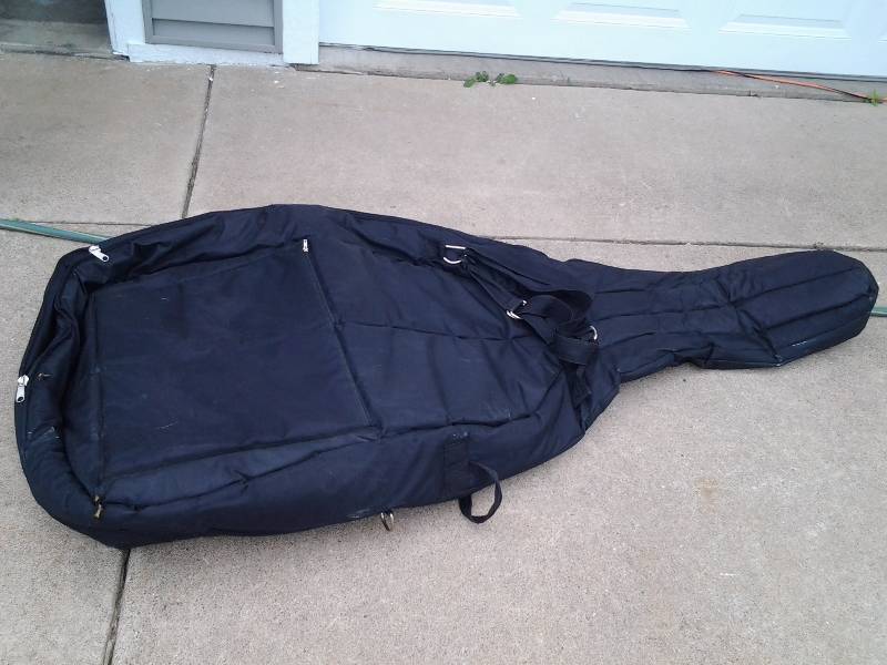lot 66 image: 6 Foot Case For Upright Bass Instrument