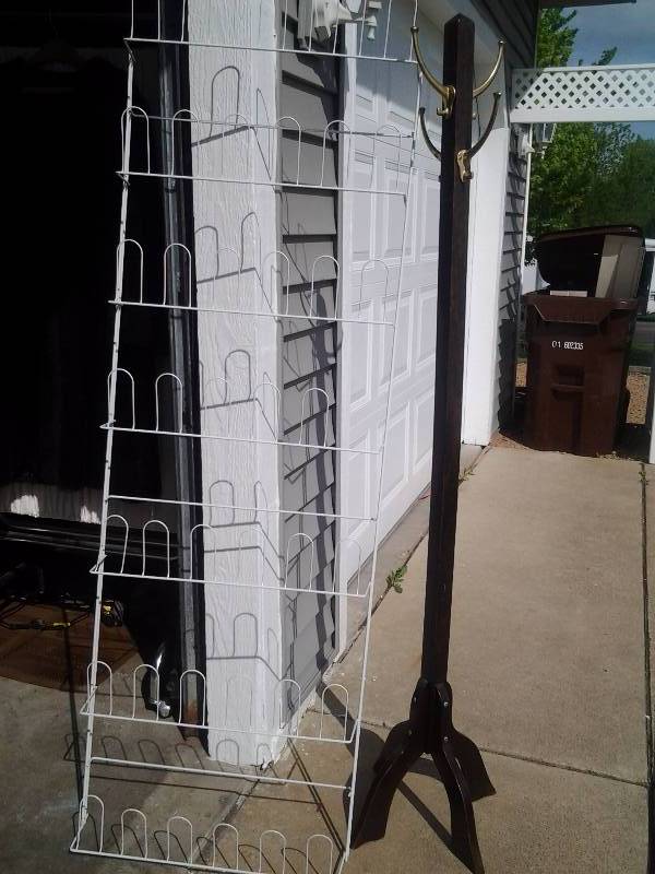 lot 78 image: Free Standing Coat Rack 66 Inches Tall, Back Of Door Shoe Rack