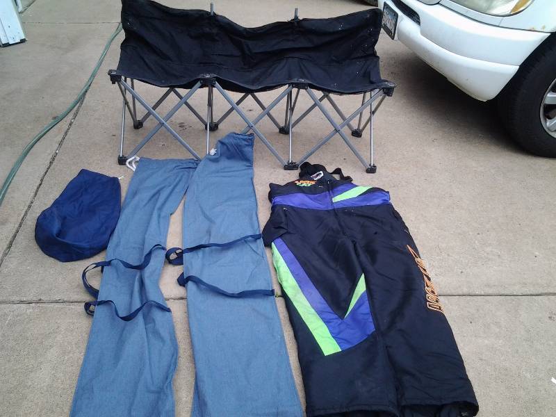 lot 109 image: Folding 3-Seat Bench, Arctic Cat Bibs XXXL, 2-Ski Bags