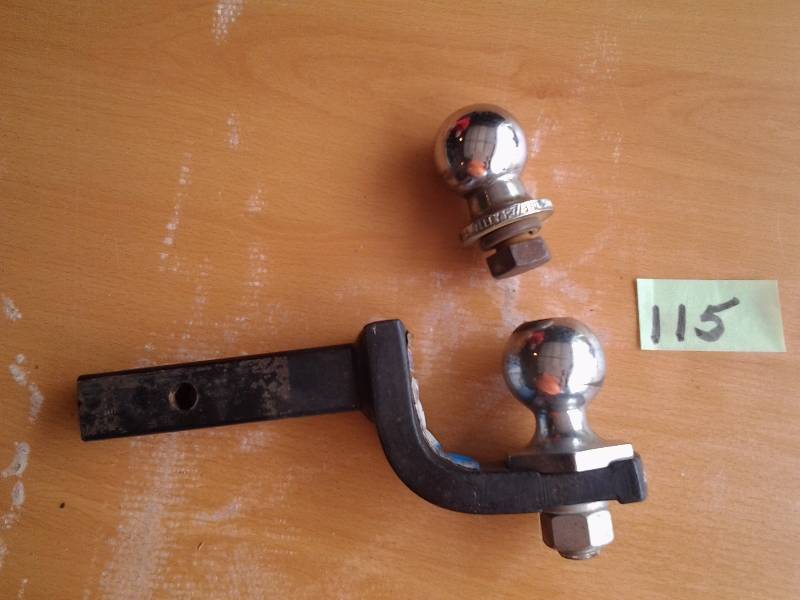 lot 115 image: Class C Receiver 1 14 Inch With 2-1 78 Balls