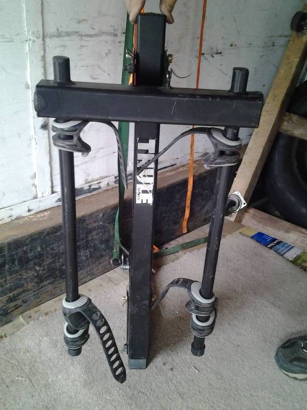 lot 140 image: Thule Receiver Hitch Bike Rack For 2