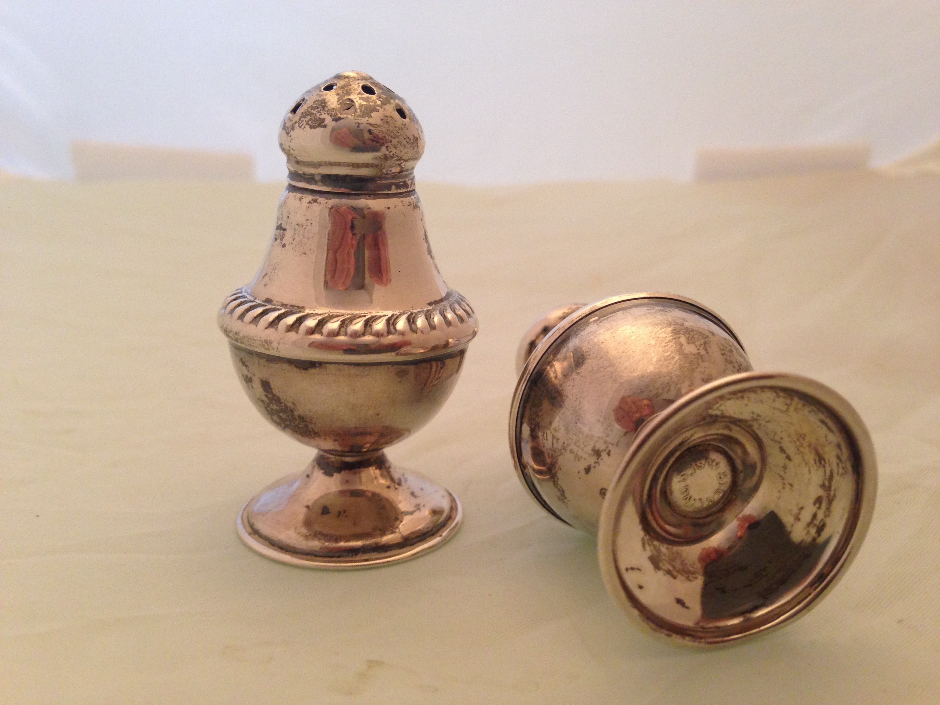 lot 30 image: Sterling Silver Salt & Pepper Shakers