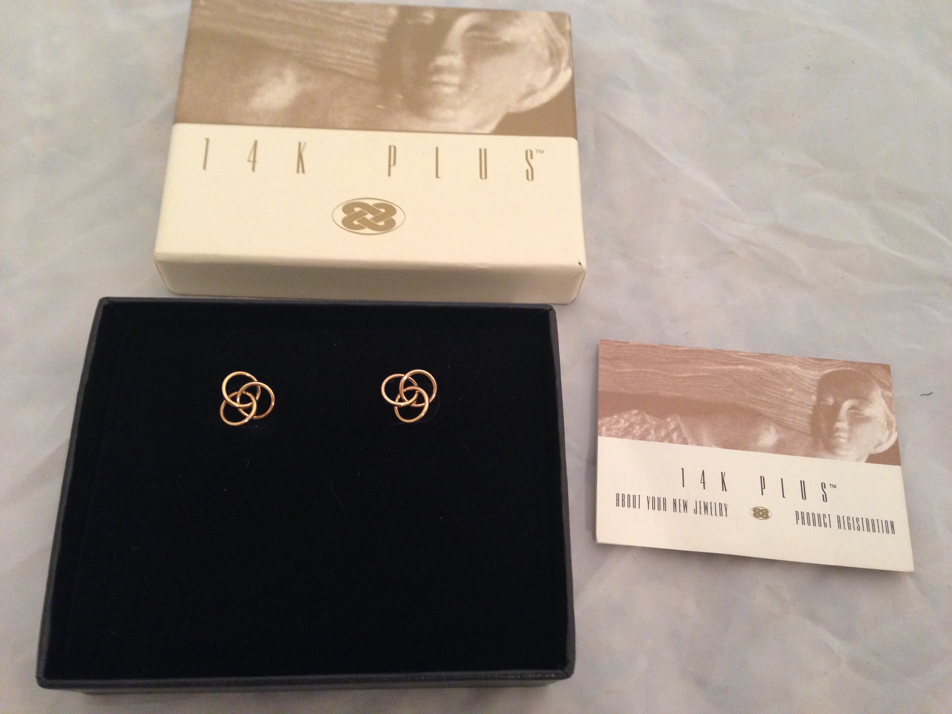 lot 37 image: 14K Gold Pierced Earrings