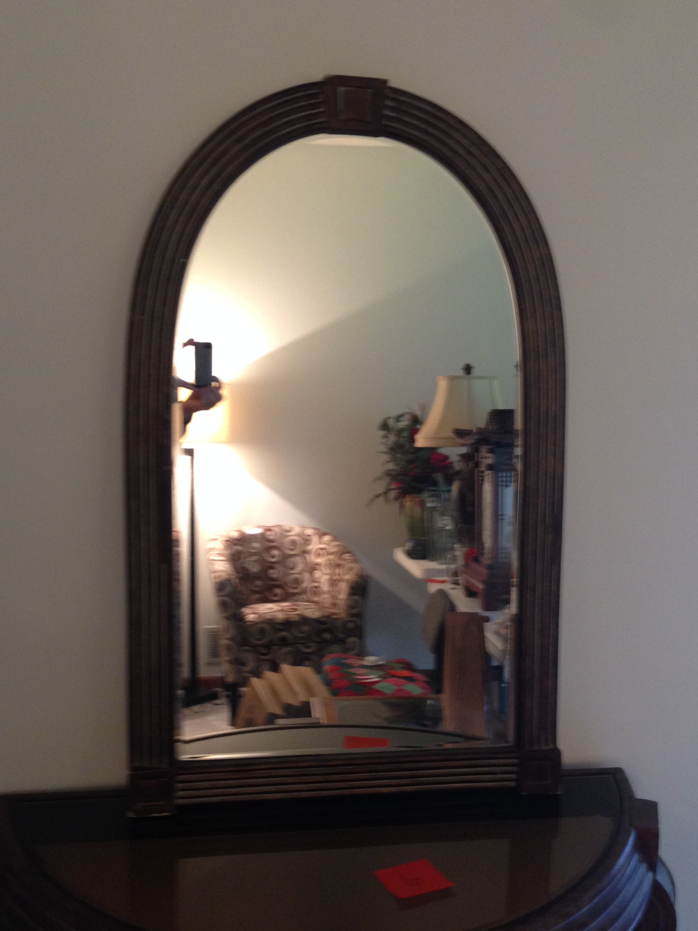 lot 7 image: Decorative Mirror