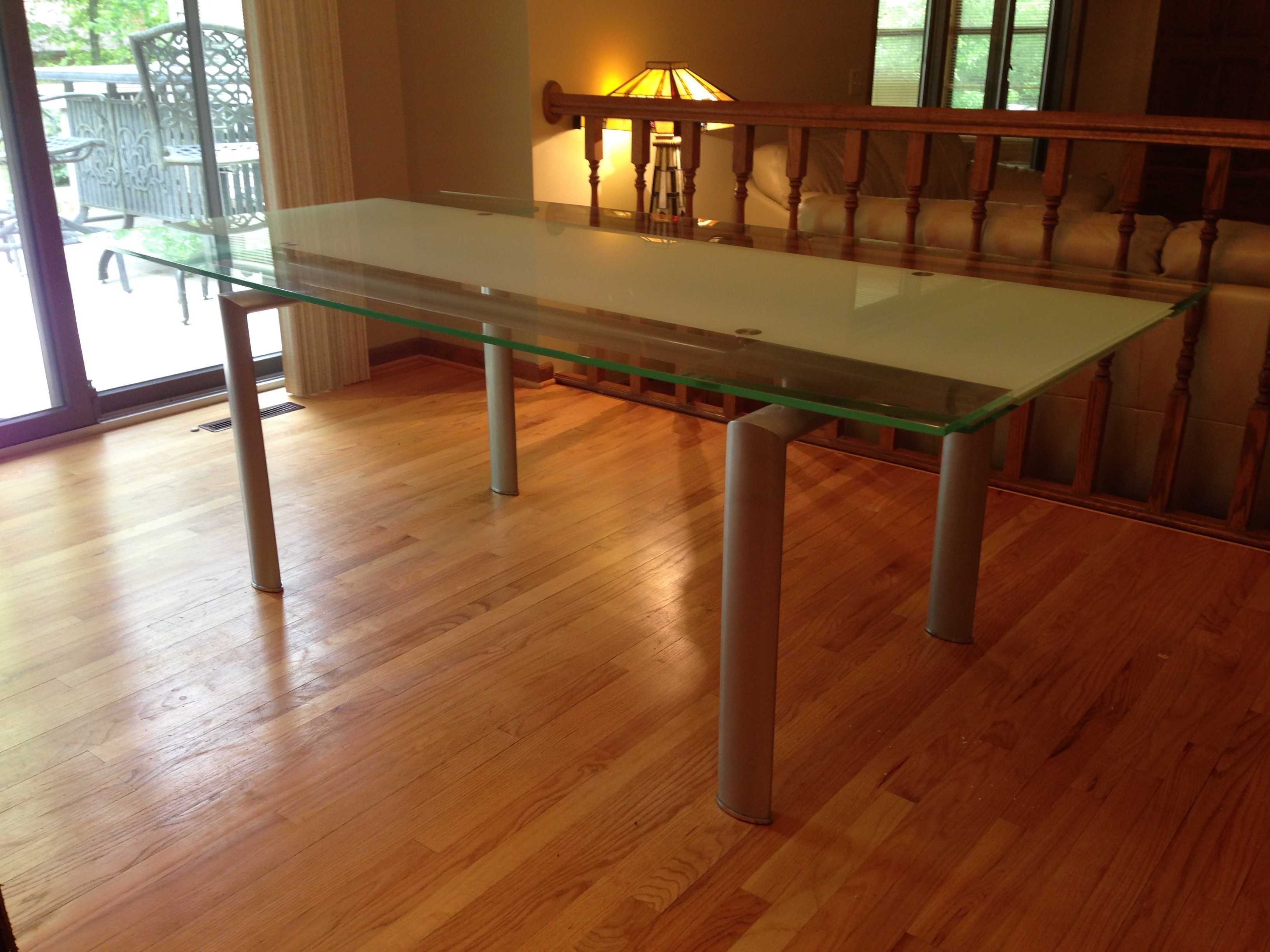 lot 14 image: Adjustable Glass Top Table