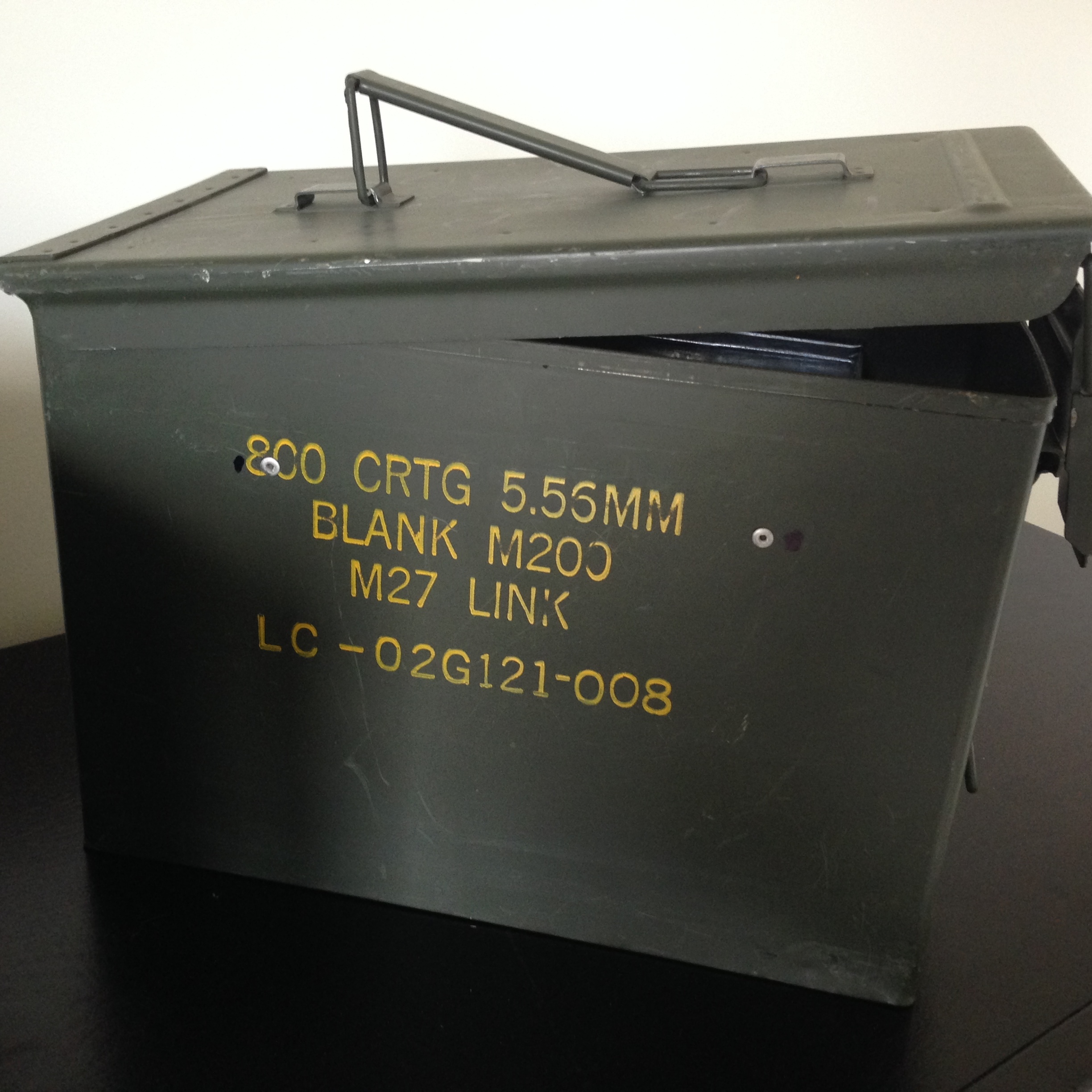 lot 64 image: 2 Army Ammo Boxes