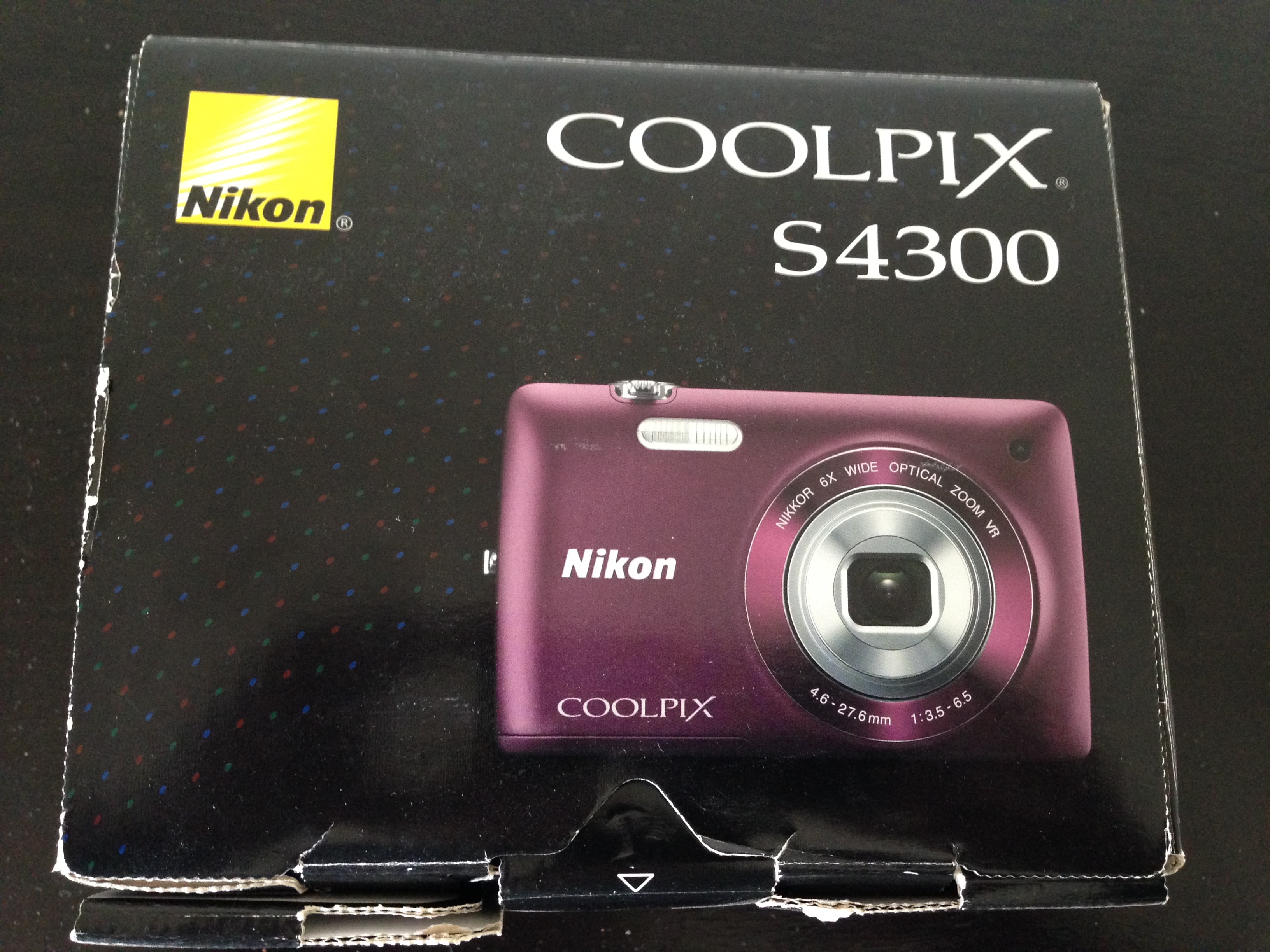 lot 75 image: Coolpix S4300 Digital Camera