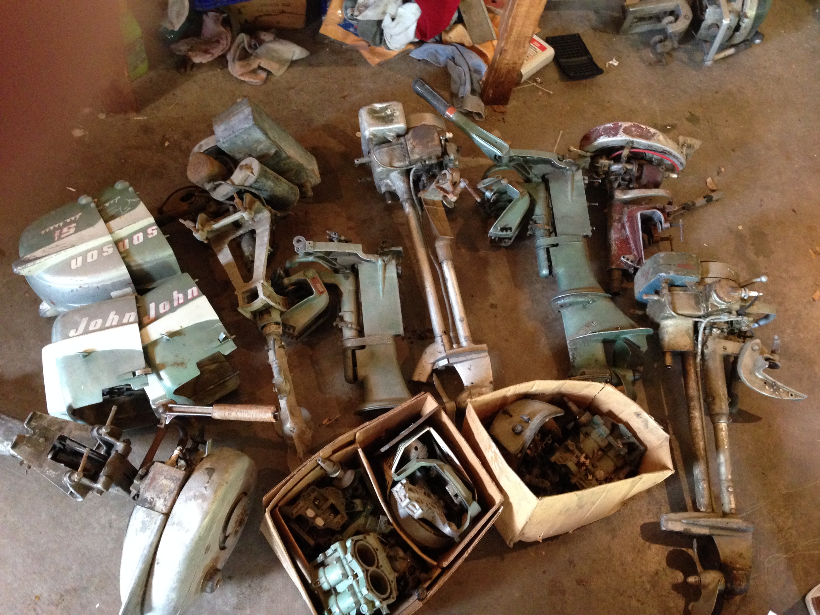 Large Lot of Vintage Boat Motors and Parts WYOMING MN MOVING SALE