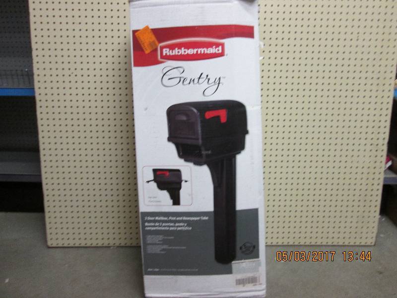 lot 21 image: Rubbermaid gentry 2 door mailbox. O...