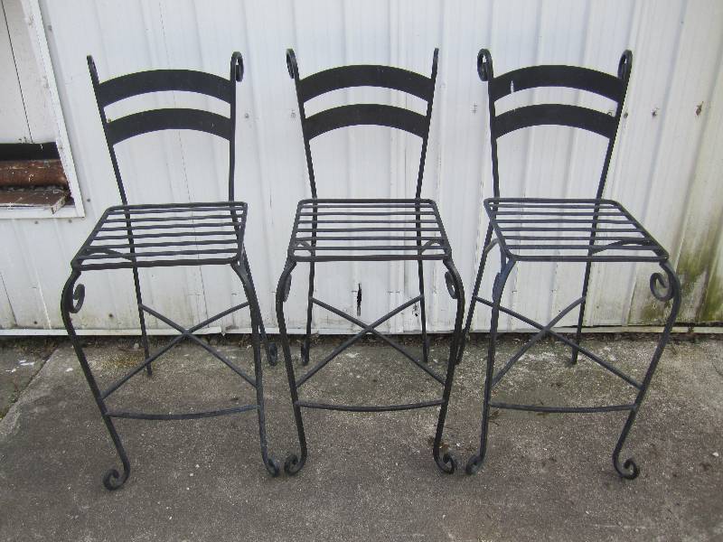 lot 75 image: Set of 3 square rod iron steel bar ...