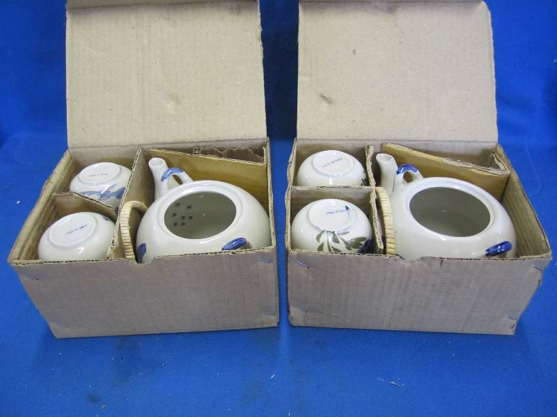 lot 88 image: Lot of 2 stoneware tea pot with 4 c...