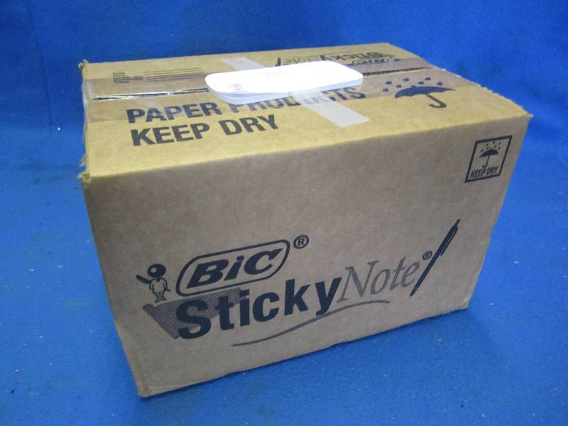 lot 90 image: Unopened box full of Bic sticky not...