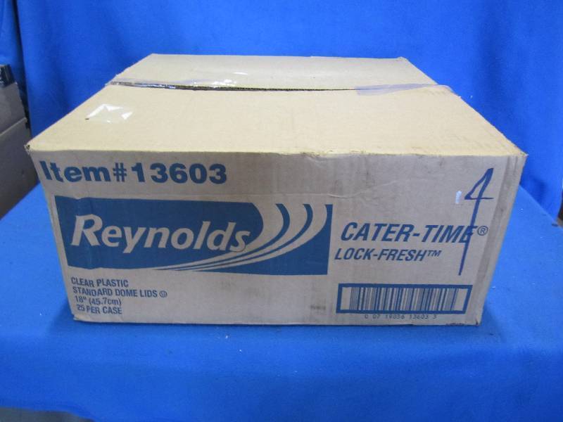 lot 92 image: Partial box of 19 Reynolds 18 clea...